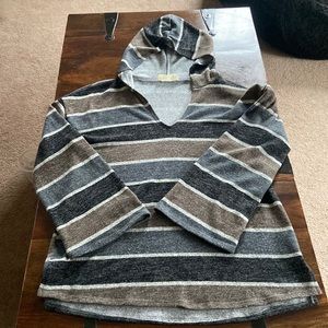 Peach Love California Light weight hoodie in excellent condition